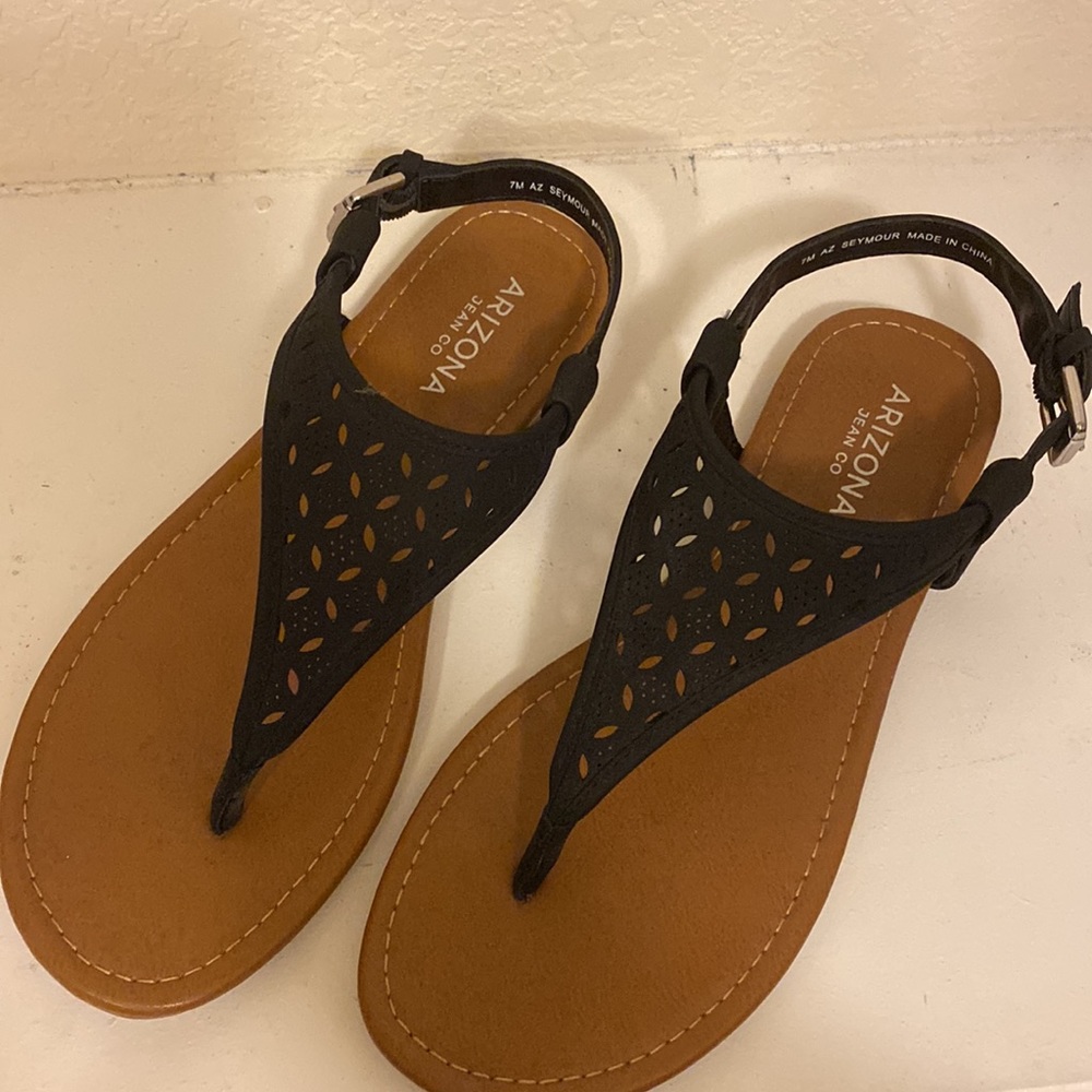 Sandals - Picture 2 of 3